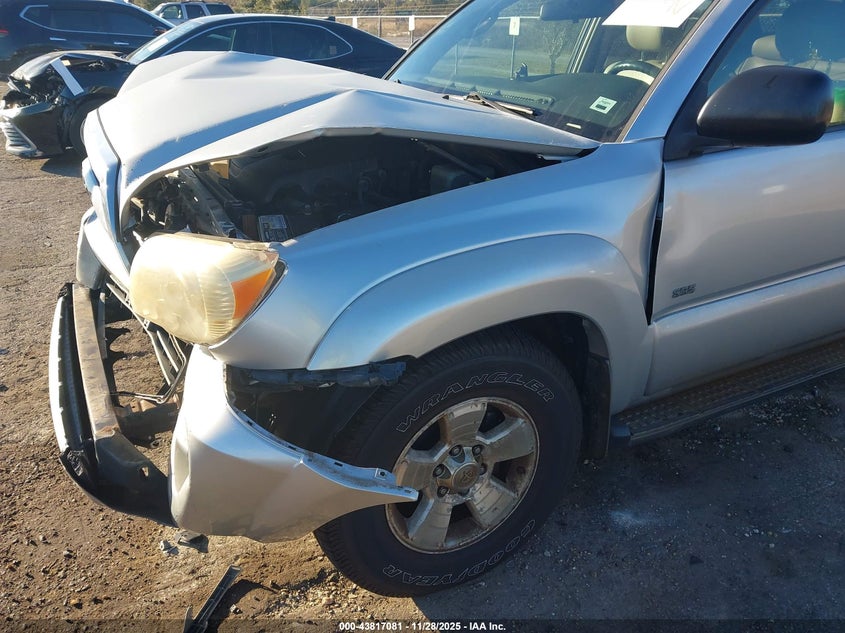 2007 Toyota 4Runner Sr5 V6 VIN: JTEZU14R078079879 Lot: 43817081