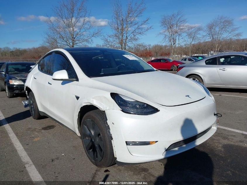 TESLA MODEL Y LONG RANGE DUAL MOTOR ALL-WHEEL DRIVE
