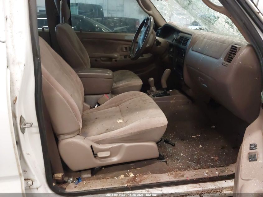 2004 Toyota Tacoma Base V6