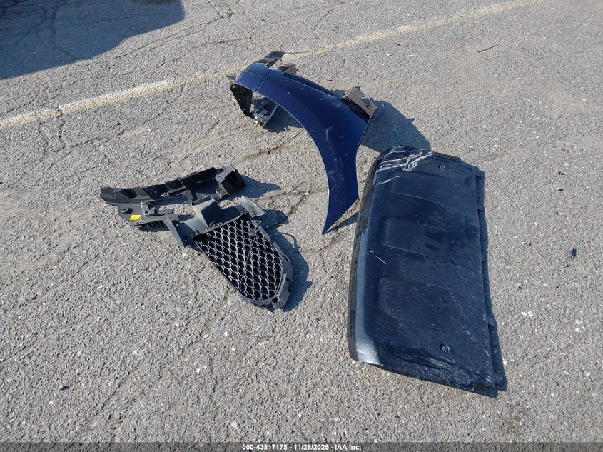 2018 Jaguar F-Pace 30T R-Sport VIN: SADCL2GX0JA203117 Lot: 43817178