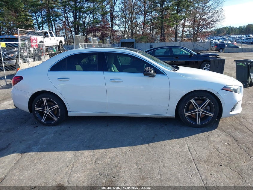 2020 Mercedes-Benz A 220 VIN: W1K3G4EB7LJ227345 Lot: 43817207