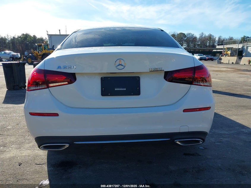 2020 Mercedes-Benz A 220 VIN: W1K3G4EB7LJ227345 Lot: 43817207