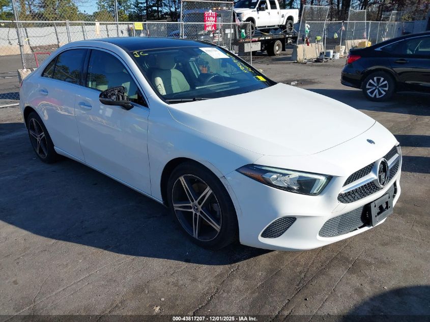 MERCEDES-BENZ A-CLASS A 220