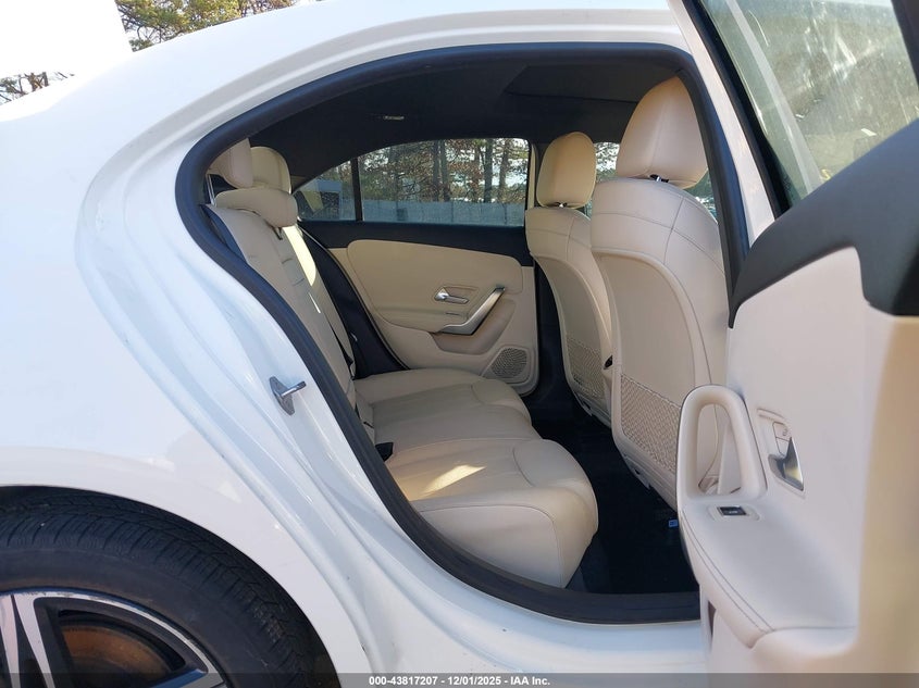2020 Mercedes-Benz A 220 VIN: W1K3G4EB7LJ227345 Lot: 43817207