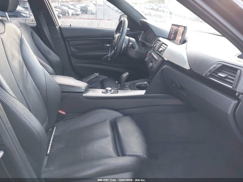 2013 BMW 328I auction photo 5