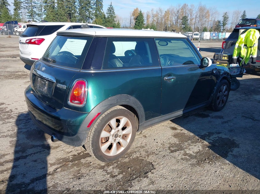 WMWMF33547TT51296 2007 MINI COOPER photo no. 4