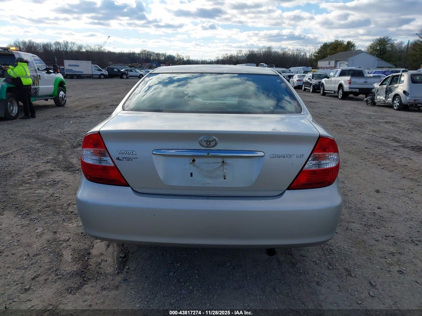2004 Toyota Camry Le VIN: 4T1BE32K84U870468 Lot: 43817274