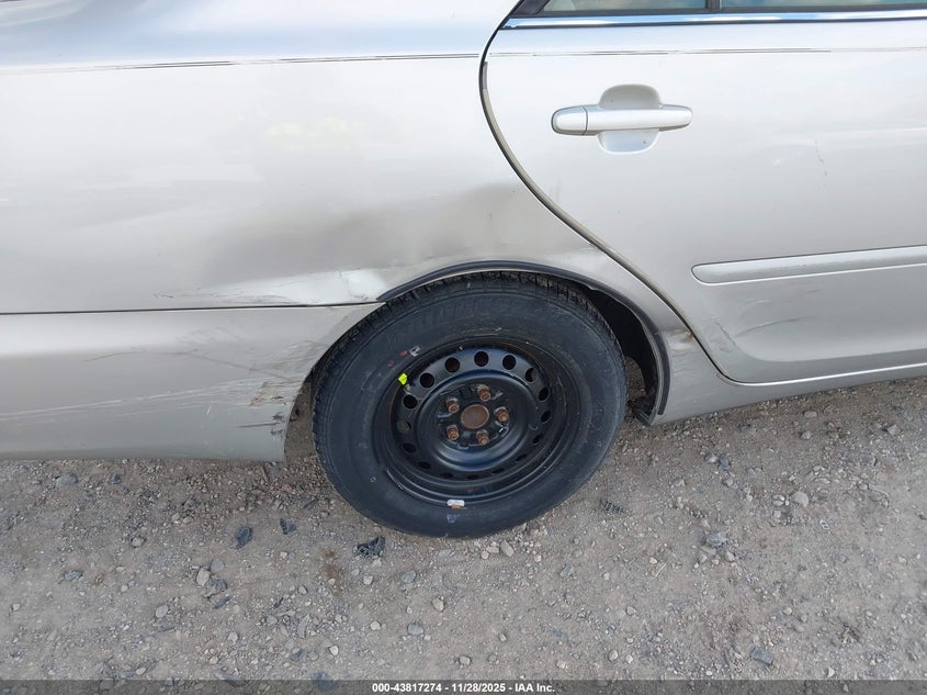 2004 Toyota Camry Le VIN: 4T1BE32K84U870468 Lot: 43817274