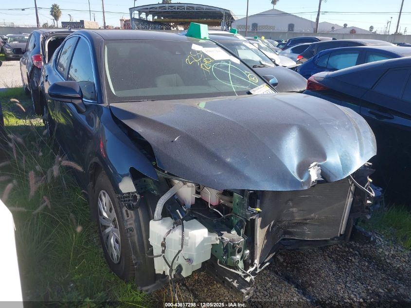 TOYOTA CAMRY HYBRID LE HYBRID