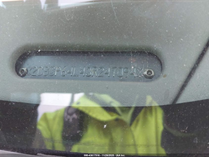 2003 Chrysler Town & Country Limited VIN: 2C8GP64L43R247094 Lot: 43817316