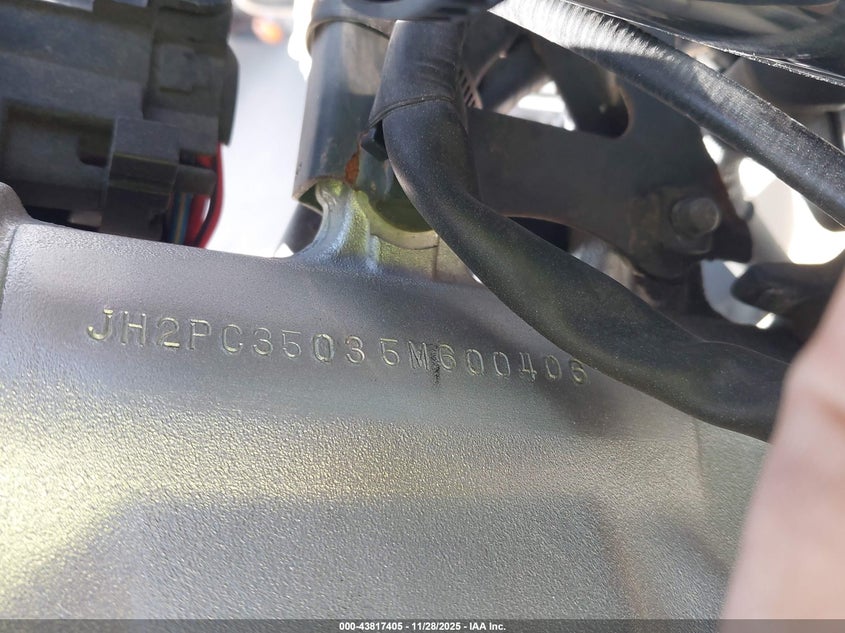 2005 Honda Cbr600 F4 VIN: JH2PC35035M600406 Lot: 43817405