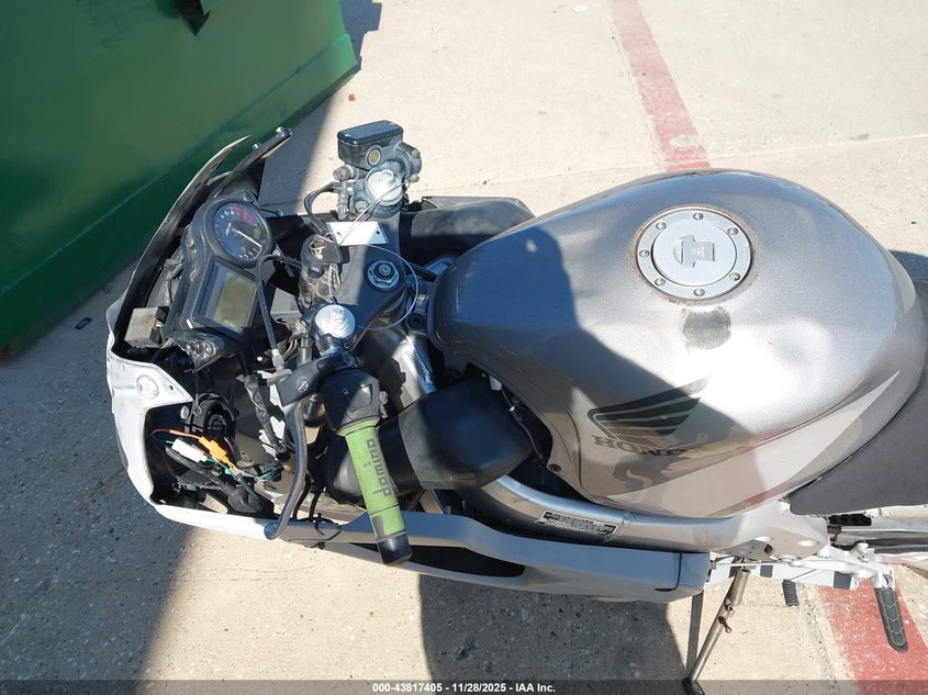 2005 Honda Cbr600 F4 VIN: JH2PC35035M600406 Lot: 43817405