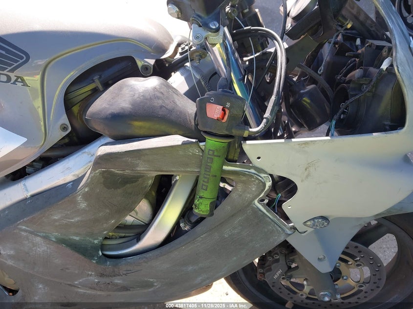 2005 Honda Cbr600 F4 VIN: JH2PC35035M600406 Lot: 43817405