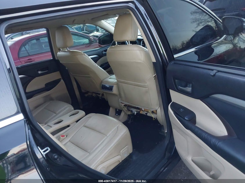 2015 Toyota Highlander Xle V6 VIN: 5TDJKRFH5FS133777 Lot: 43817417