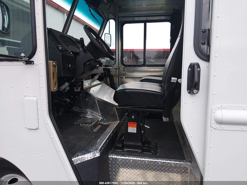 2026 Ford E-350 Stripped VIN: 1FC3E3KN1TDD31322 Lot: 43817500