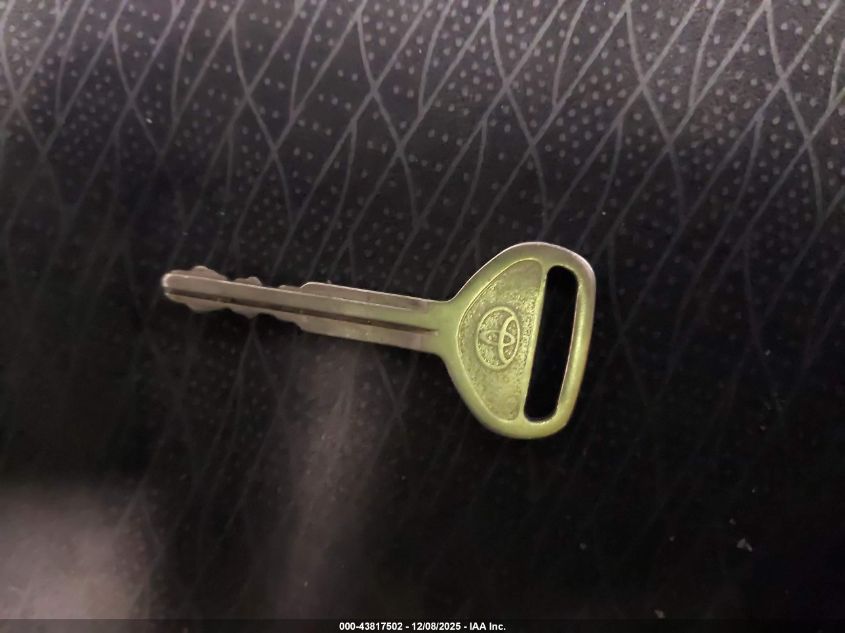 2008 Toyota Yaris S VIN: JTDBT903481199798 Lot: 43817502