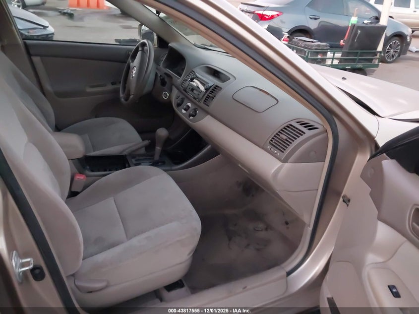 4T1BE32K94U266993 2004 TOYOTA CAMRY photo no. 5