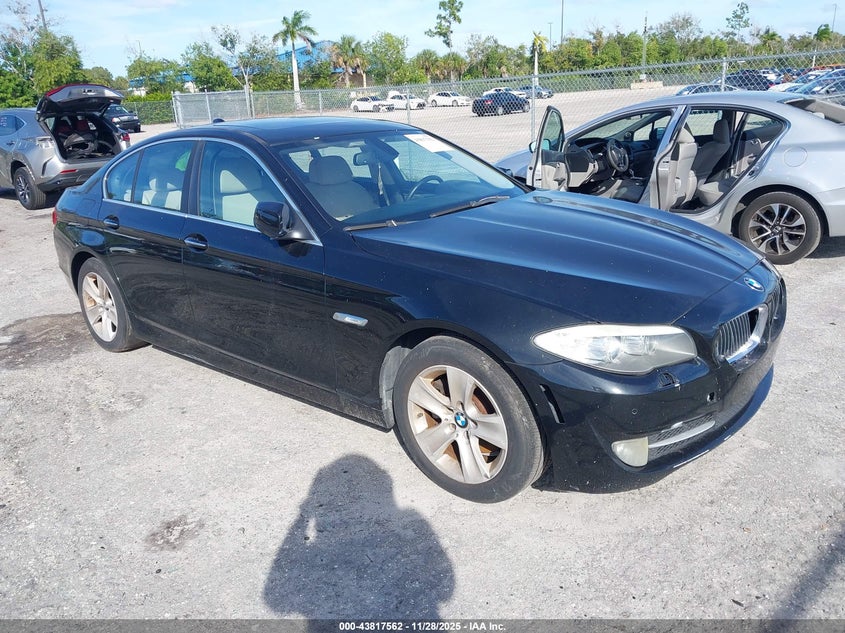 BMW 5 SERIES 528I