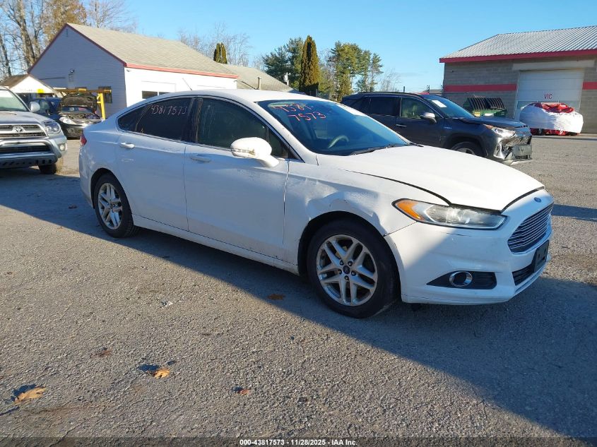 FORD FUSION SE
