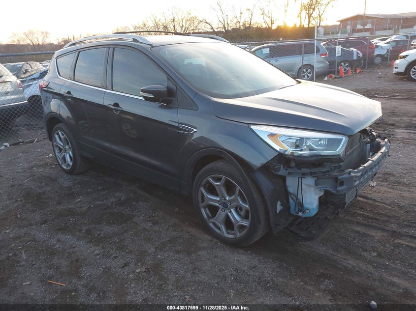 FORD ESCAPE TITANIUM