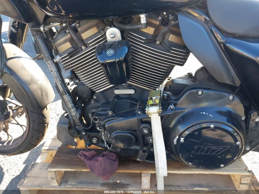 2022 Harley-Davidson Flhxst VIN: 1HD1ABL24NB666959 Lot: 43817670