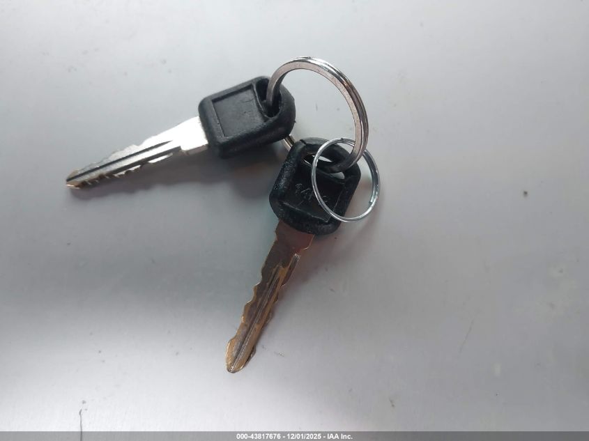 1996 Chevrolet Gmt-400 K1500 VIN: 2GCEK19R7T1191187 Lot: 43817676