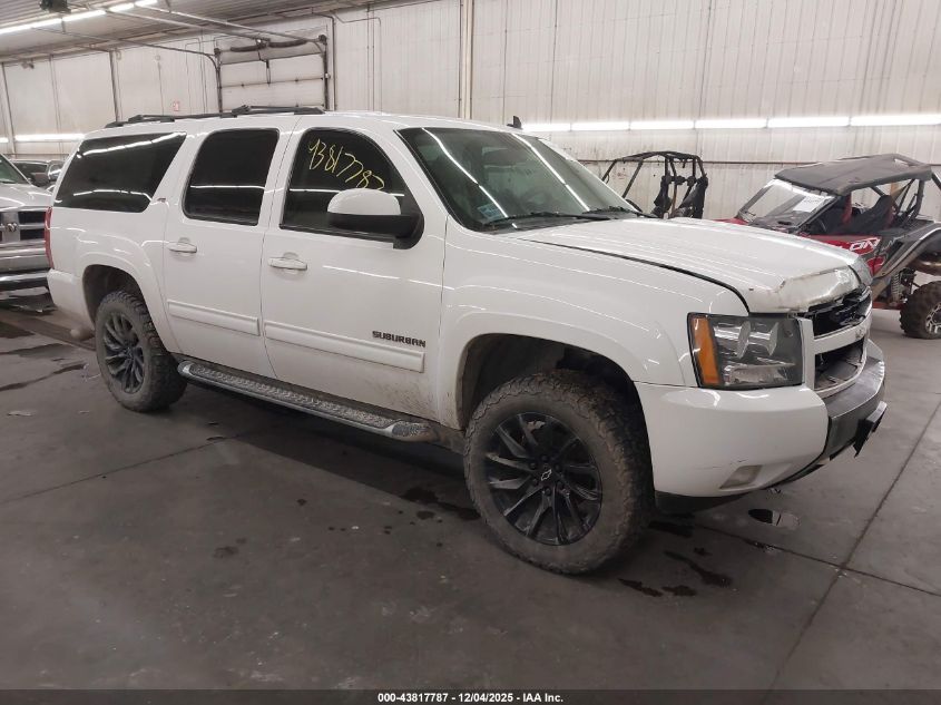 CHEVROLET SUBURBAN LT