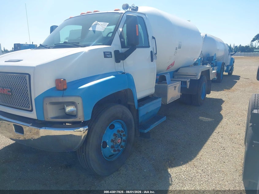 2008 GMC C7500 C7C042 TRUCK N/A