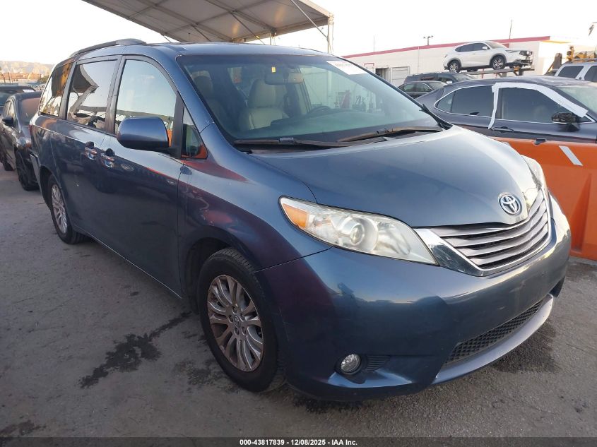 TOYOTA SIENNA XLE 8 PASSENGER
