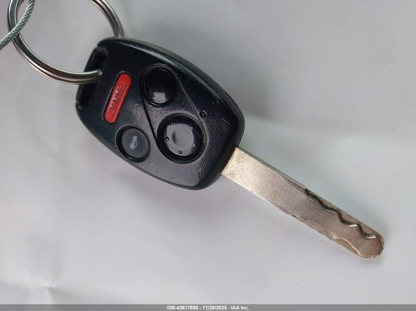 2006 Honda Cr-V Lx VIN: JHLRD685X6C001570 Lot: 43817850