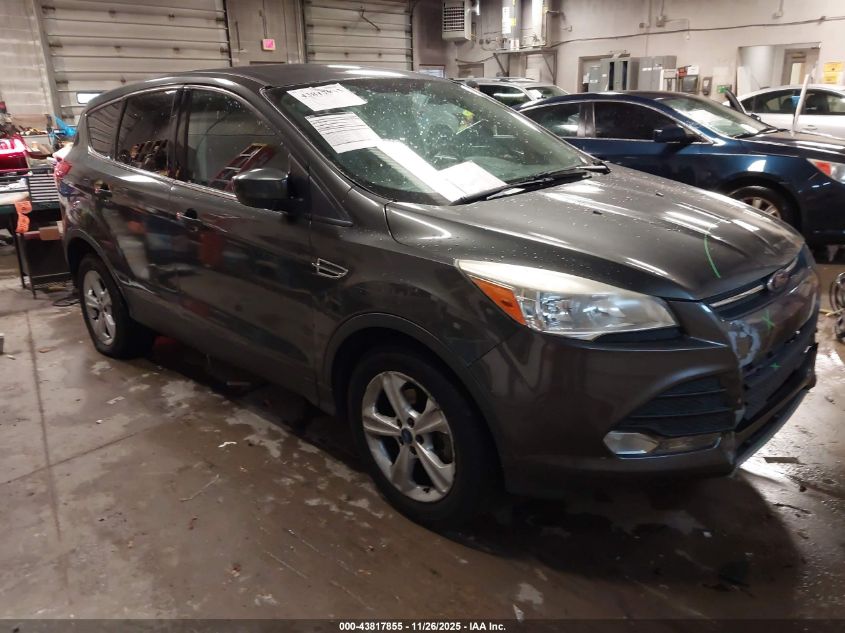 FORD ESCAPE SE