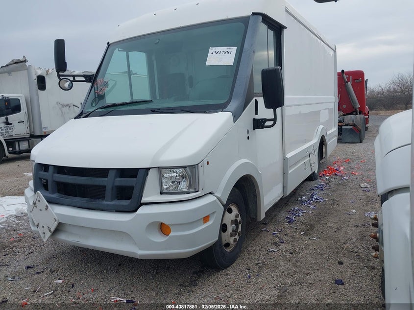 2014 Isuzu Commercial Van