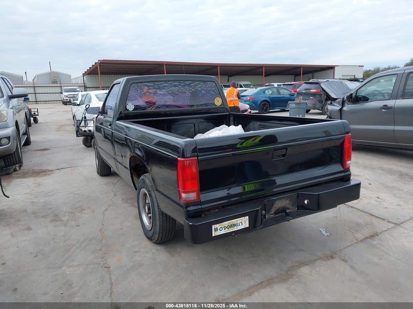 1GTCS14R0G8513296 1986 GMC  photo no. 3