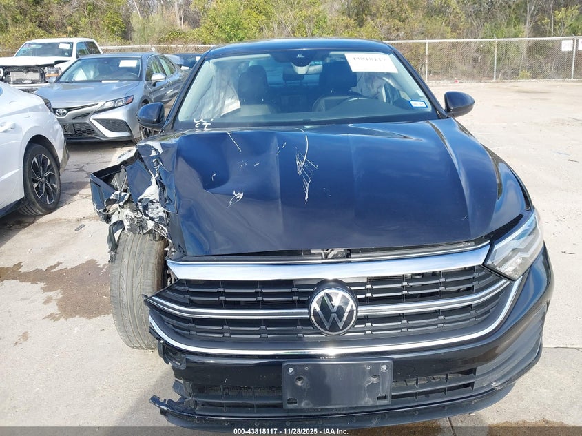 2024 Volkswagen Jetta 1.5T Se VIN: 3VWEM7BU1RM002561 Lot: 43818117