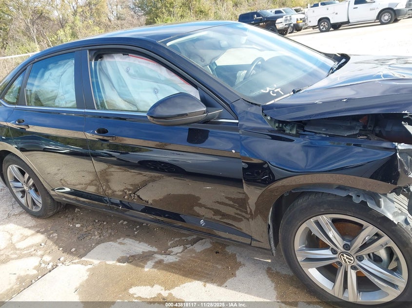 2024 Volkswagen Jetta 1.5T Se VIN: 3VWEM7BU1RM002561 Lot: 43818117