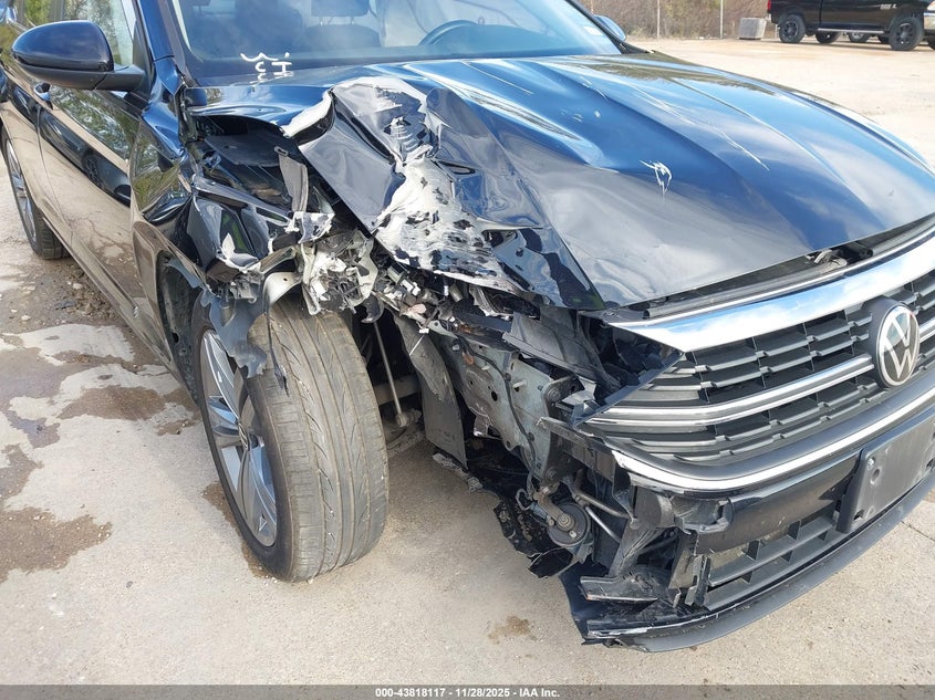 2024 Volkswagen Jetta 1.5T Se VIN: 3VWEM7BU1RM002561 Lot: 43818117