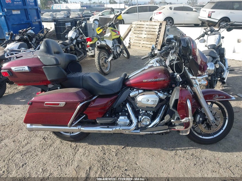 2017 Harley-Davidson Flhtk Ultra Limited VIN: 1HD1KED38HB642013 Lot: 43818120