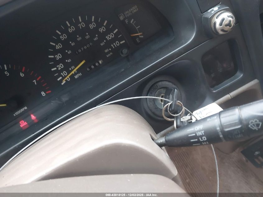 1995 Toyota Tacoma Xtracab VIN: 4TAVN73F1SZ035608 Lot: 43818125