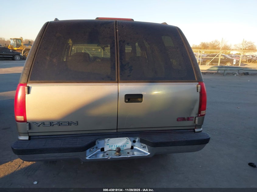 1998 GMC Yukon Slt VIN: 1GKEK13R5WJ727996 Lot: 43818134
