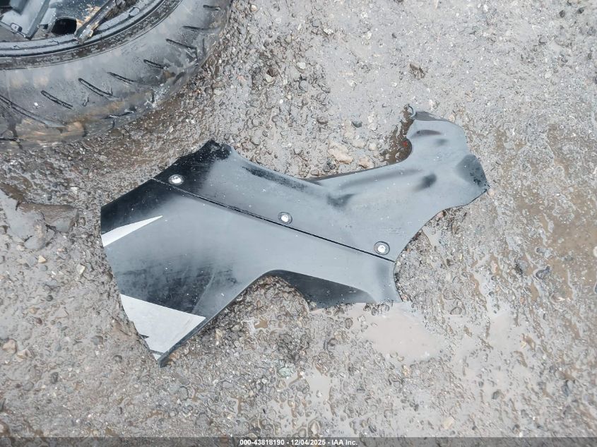 2025 Yamaha Yzfr7 VIN: JYARM38EXSA018074 Lot: 43818190