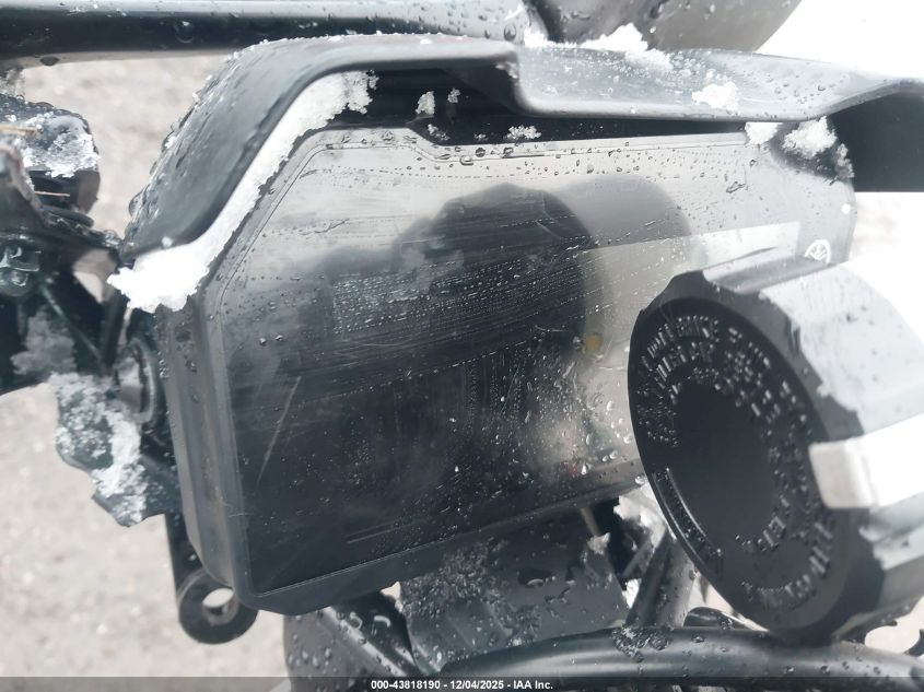 2025 Yamaha Yzfr7 VIN: JYARM38EXSA018074 Lot: 43818190