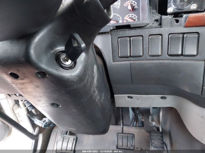 2007 Volvo Vn Vnm VIN: 4V4MC9GH77N465322 Lot: 43818252