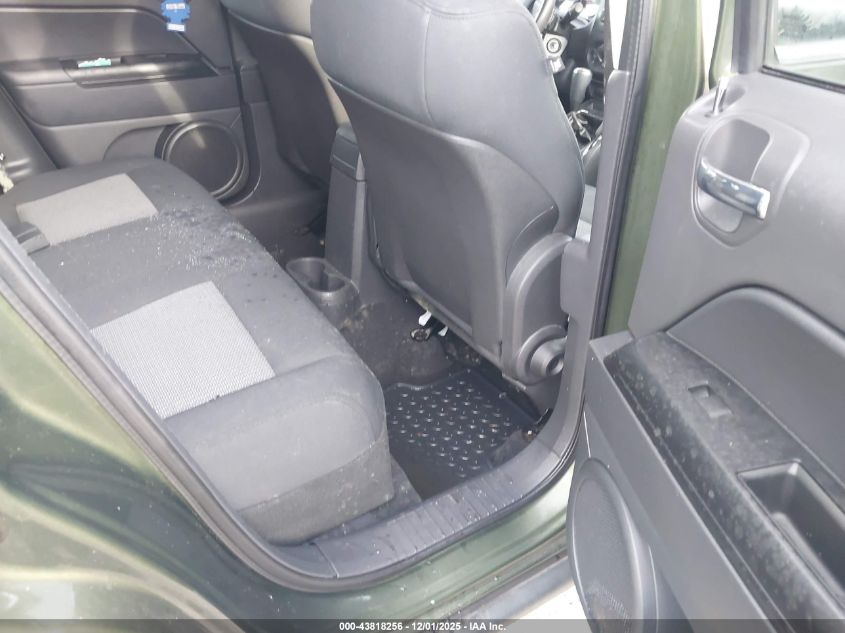 2009 Jeep Patriot Sport VIN: 1J4FF28B89D157995 Lot: 43818256