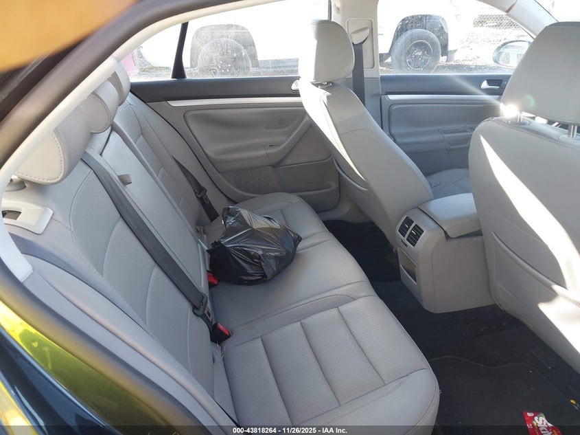 2008 Volkswagen Jetta Se VIN: 3VWRZ71K58M136247 Lot: 43818264