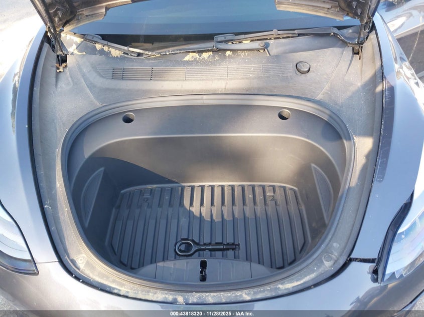 2022 Tesla Model 3 Long Range Dual Motor All-Wheel Drive VIN: 5YJ3E1EB0NF359534 Lot: 43818320