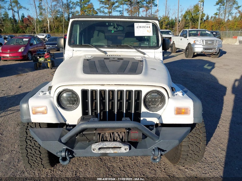 2005 Jeep Wrangler Unlimited VIN: 1J4FA44S25P317040 Lot: 43818344