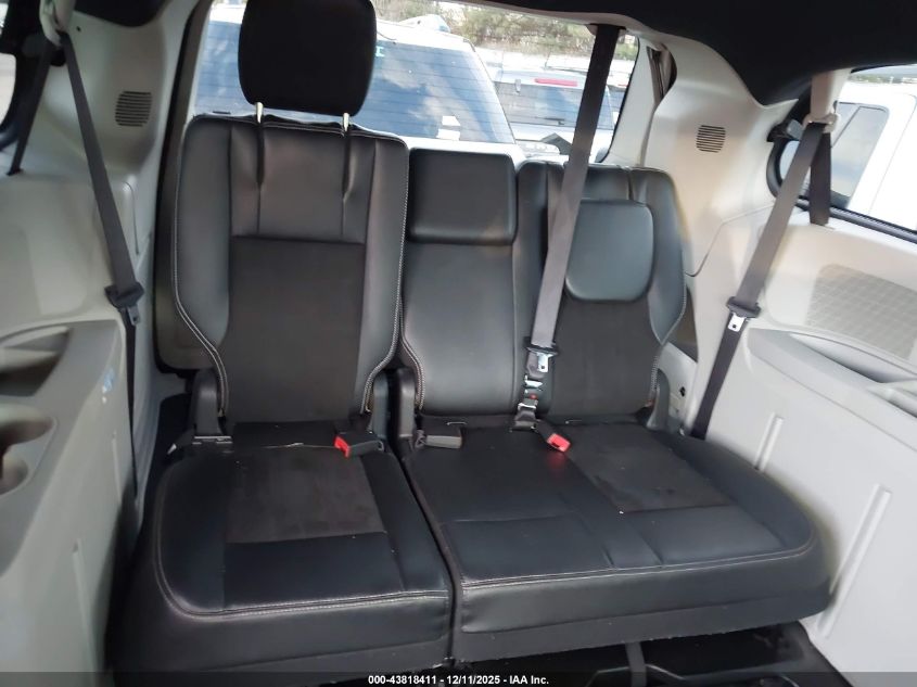 2019 Dodge Grand Caravan Sxt VIN: 2C4RDGCG9KR750857 Lot: 43818411