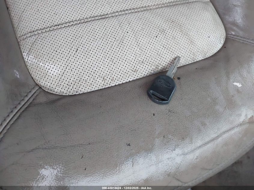 2005 Ford Explorer Eddie Bauer VIN: 1FMDU74E85ZA54360 Lot: 43818424