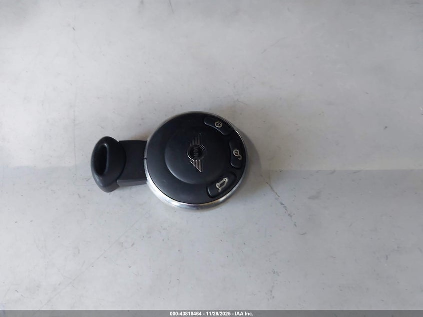 2016 Mini Countryman Cooper S VIN: WMWZC5C5XGWU02423 Lot: 43818464