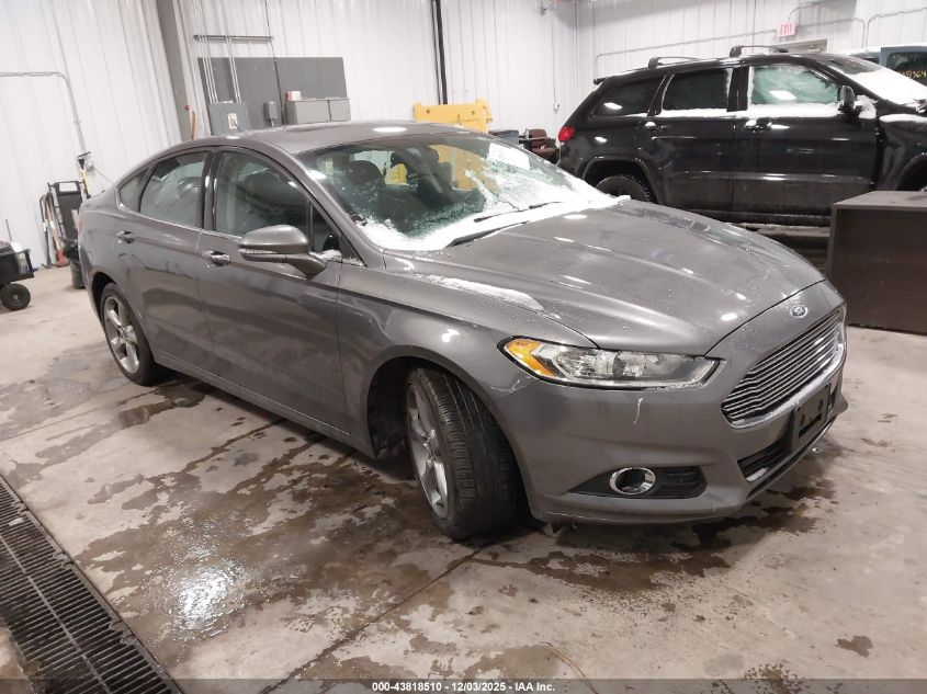 FORD FUSION SE
